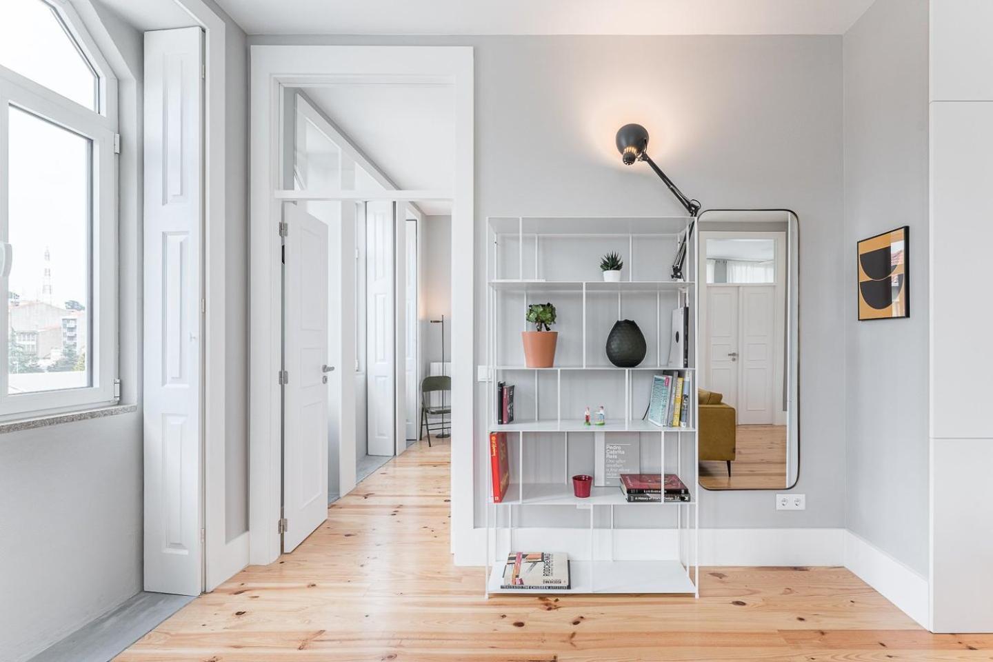 Guestready - Colorful Apt Near Agosto Station OOporto Esterno foto