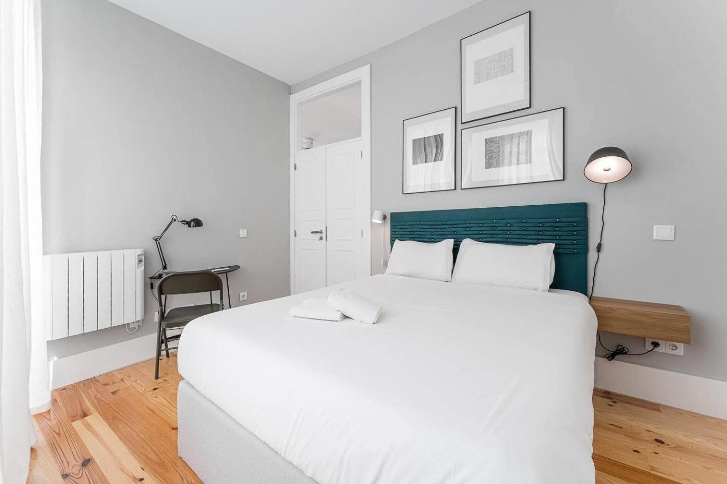 Guestready - Colorful Apt Near Agosto Station OOporto Esterno foto