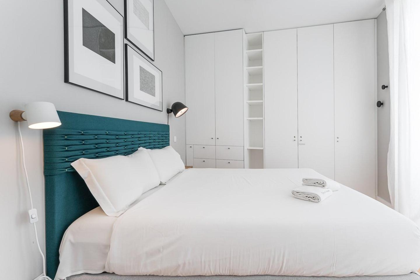 Guestready - Colorful Apt Near Agosto Station OOporto Esterno foto